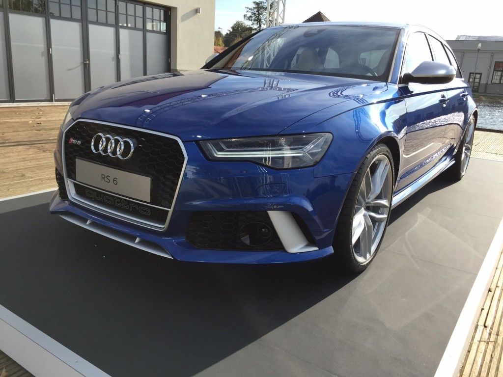 Audi RS6 - Seite