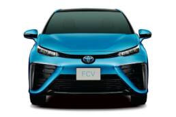 Toyoto stellt neues Brennstoffzellenfahrzeug "Mirai" vor 4 der-Autotester