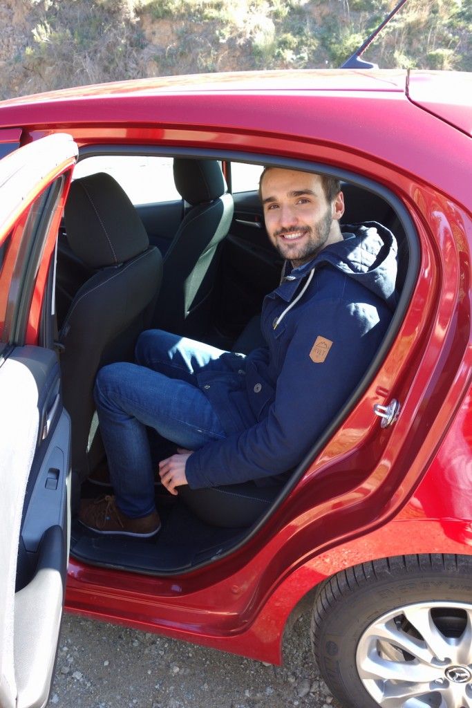 Mazda 2 2015 Fond Rubinrot