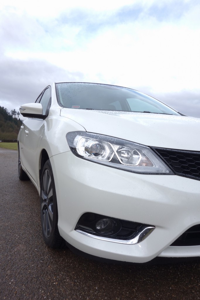 Nissan Pulsar Front