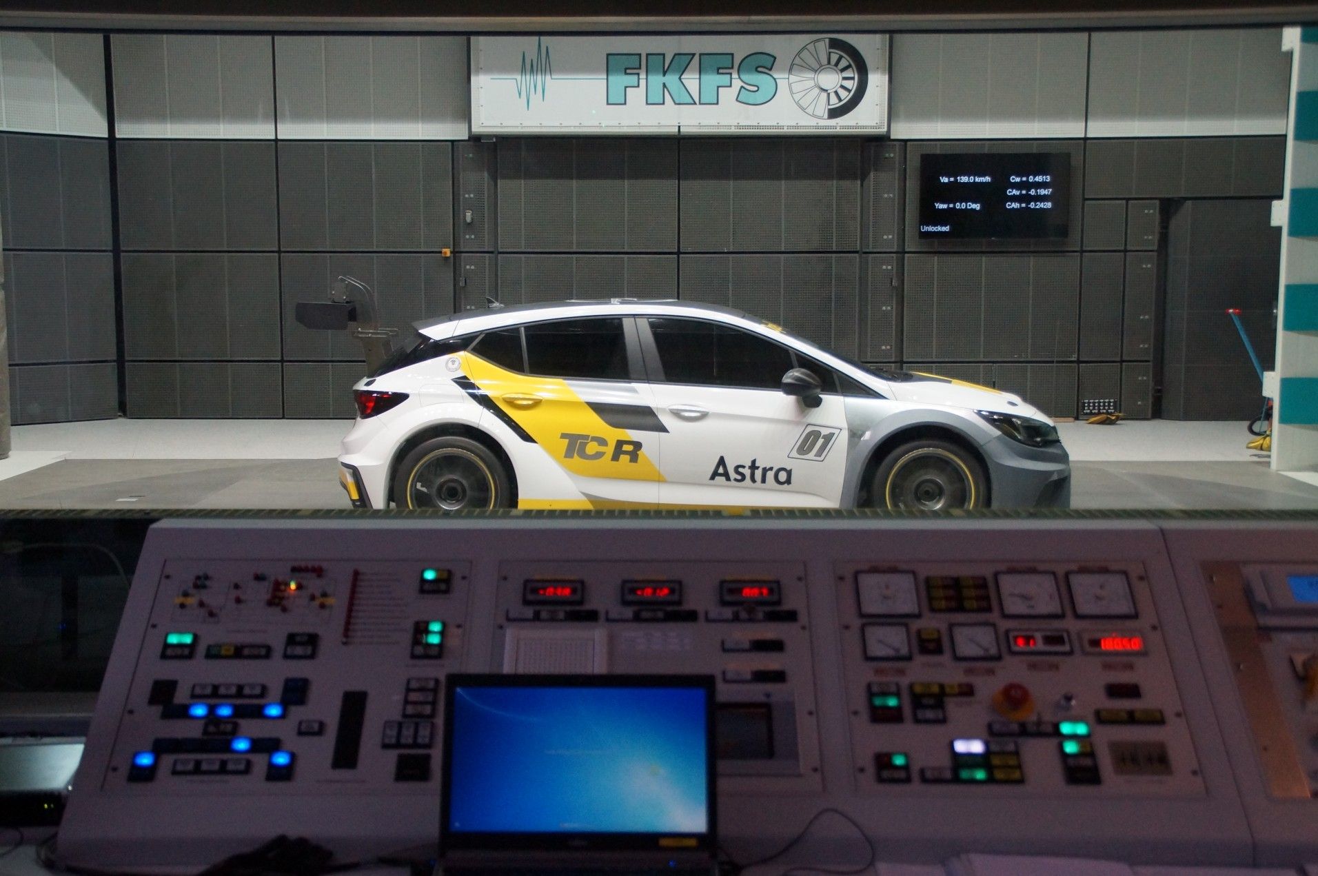 Opel-Astra-TCR