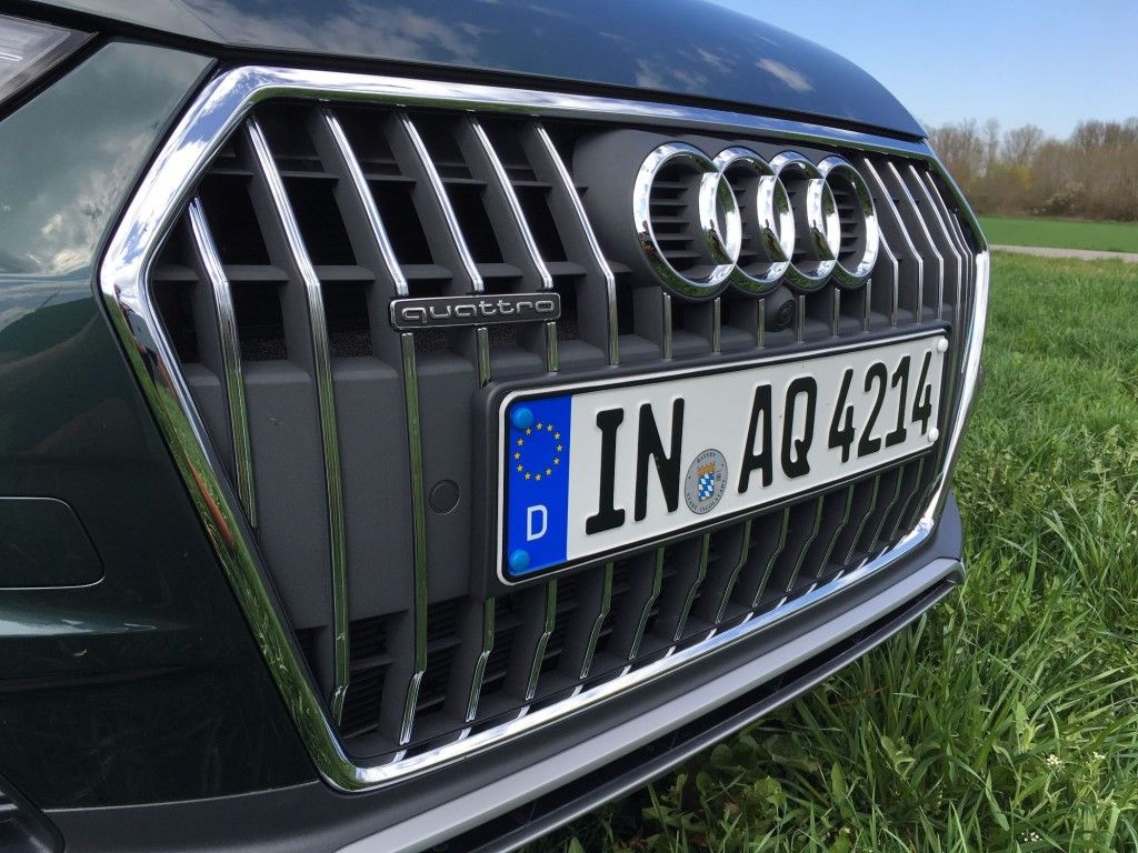 Audi A4 Allroad Kühlergrill 2016