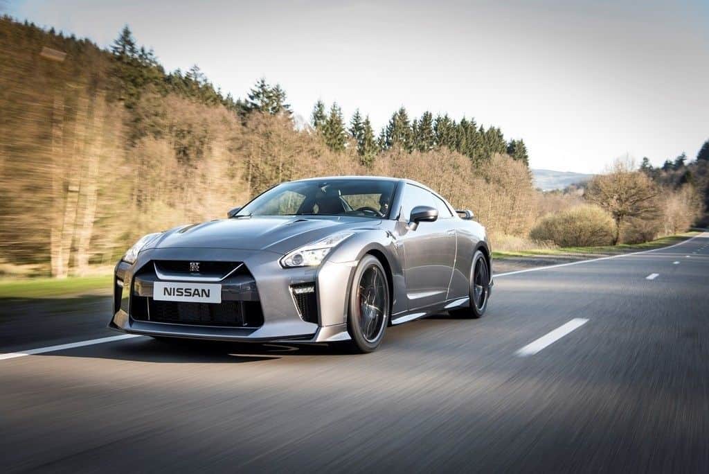 Nissan GT-R Front