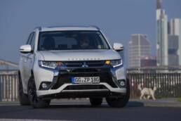 Plug-in Hybrid Outlander von Mitsubishi mit 6.000 Euro gefördert 7 der-Autotester