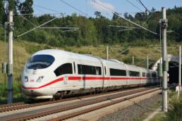 412 Eisenbahnen fahren auf dem deutschen Schienennetz 6 der-Autotester