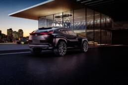 Das Lexus UX Konzept-Fahrzeug wird auf dem Pariser Autosalon gezeigt 5 der-Autotester
