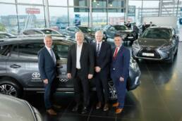 Toyota ist Partner der Olympiamannschaft 13 der-Autotester