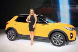 Messe-Girls: Die schönste Seite der IAA 8 der-Autotester