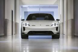 Porsche Mission E Cross Turismo
