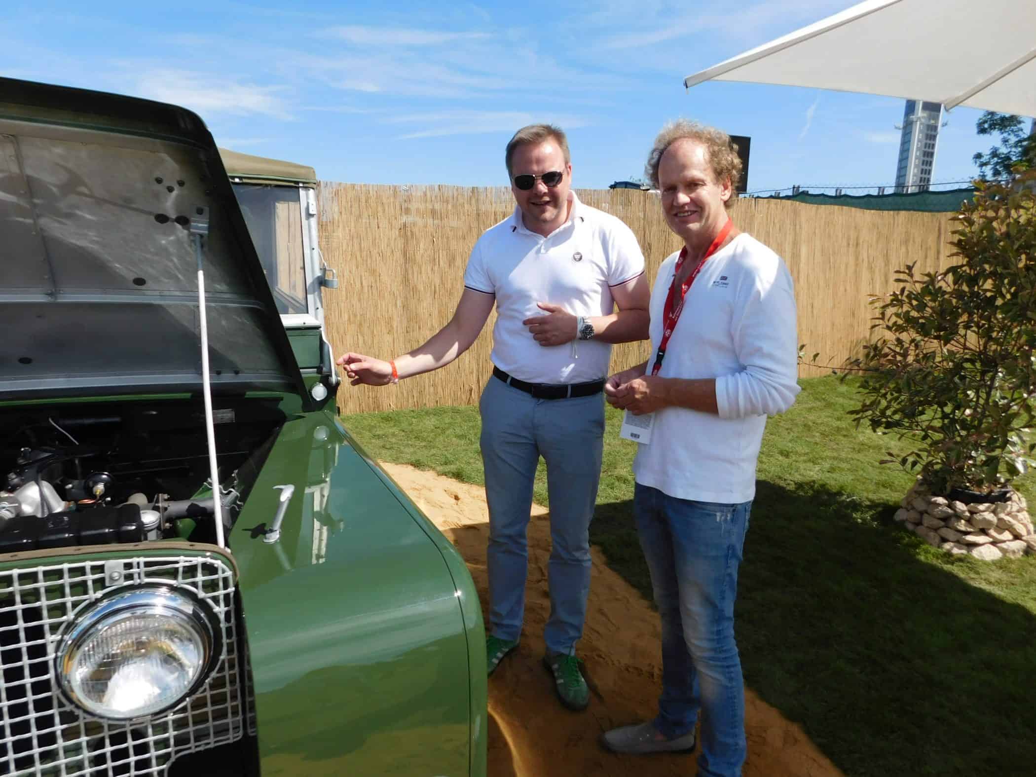 Jaguar Land Rover Classic restauriert alte Schätzchen