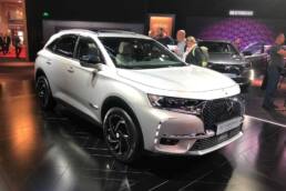 Der DS 7 CROSSBACK fährt in Paris elektrifiziert vor 9 DS 7 CROSSBACK E-TENSE 4x4