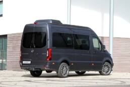 Vansports macht den Sprinter schön 6 Mercedes-Benz Sprinter mit Bodykit und Leichtmetallrädern von Vansports