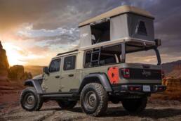 Jeep_Wayout 1