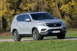 SsangYong Rexton fährt als Sondermodell "Noblesse" vor 10 SsangYong Rexton Noblesse