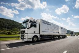 Forscher sehen große Potenziale fürs Platooning von Lkw 5 Platooning-Versuch erfolgreich.