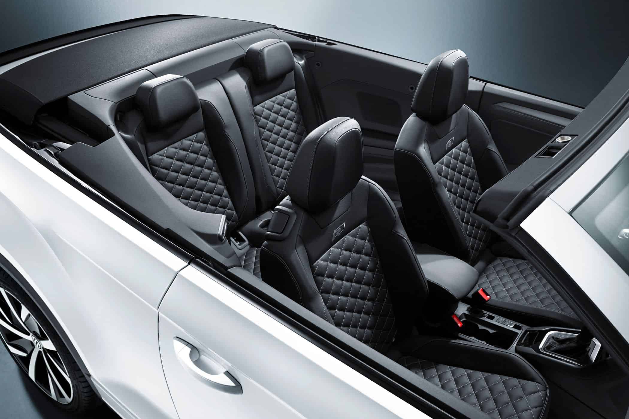 Neues VW T-Roc Cabriolet: Herzkammerflimmern bei der ersten Sitzprobe? @   - Das Auto Magazin