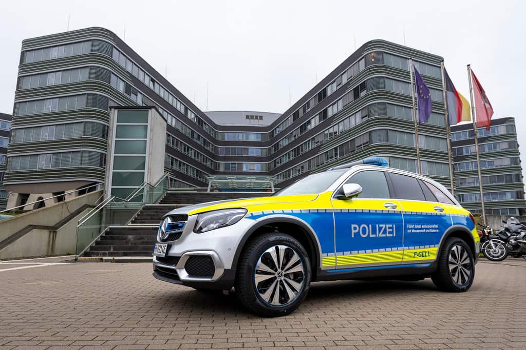 Mercedes-Benz GLC F-Cell Funkstreifenwagen.