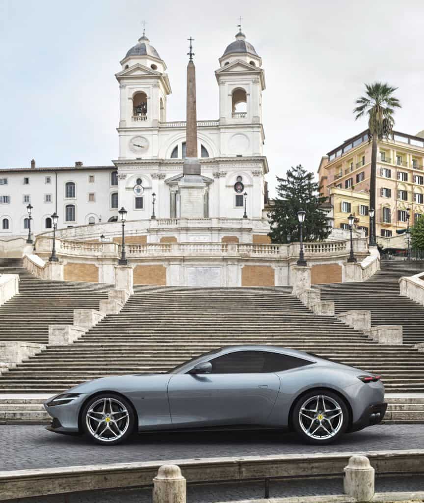 Neuer Ferrari Roma "Prancing Horse" V8 2+ Coupé vorgestellt