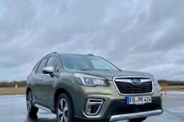Neuer Subaru Forester 2.0ie e-Boxer „Platinum“ (150 PS) - Fahrbericht im Video