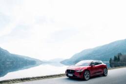 Jaguar I-Pace Taxen können künftig in Oslo kontaktlos aufgeladen werden