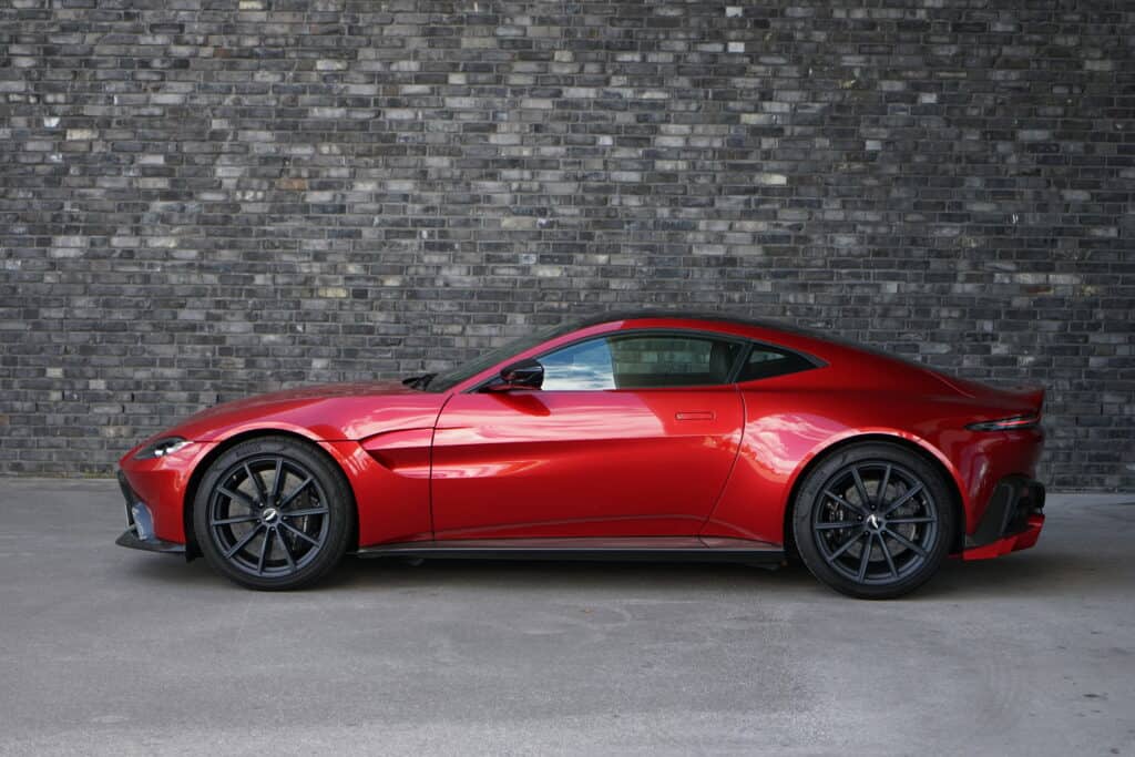 (2020) Aston Martin Vantage 4.0 V8 ( 510 PS ) - No Time to Die - Test I Sound I 007