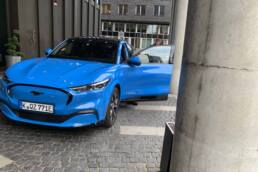 Ford zieht Tesla durch den Kakao 13 Ford Mustang Mach-E: Erste Fahrt mit dem Elektro-Crossover durch Hamburg