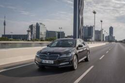 Skoda Superb kriegt neuen Top-Benziner