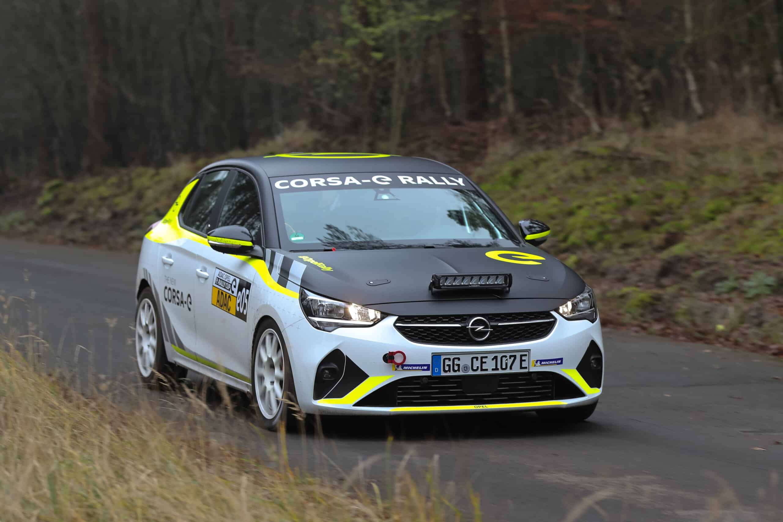 Opel e-Rally Cup: Grünes Licht für elektrischen Markenpokal
