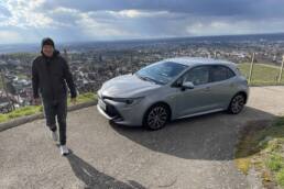 Toyota Corolla 2.0 Hybrid - Japanischer Kompaktwagen mit moderner Antriebstechnik 13 Toyota Corolla 2.0 Hybrid, Dr Friedbert Weizenecker