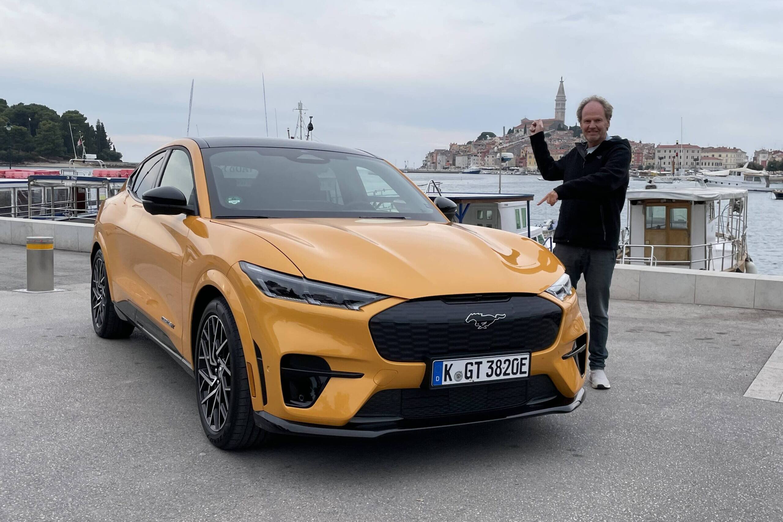 Ford verschenkt 5.000 € – oder doch nur Marketing? Autohersteller übertönt Förderchaos mit „Bonus für alle“ 11 Ford Mustang Mach-E GT (2022)