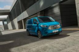 Ford stellt vollelektrischen E-Transit Custom vor
