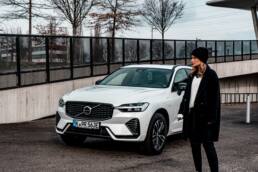 Volvo XC60 Recharge T6 AWD (2023) - 350-PS-Volvo meets Batman? NinaCarMaria