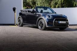 erstes vollelektrische Mini Cabrio