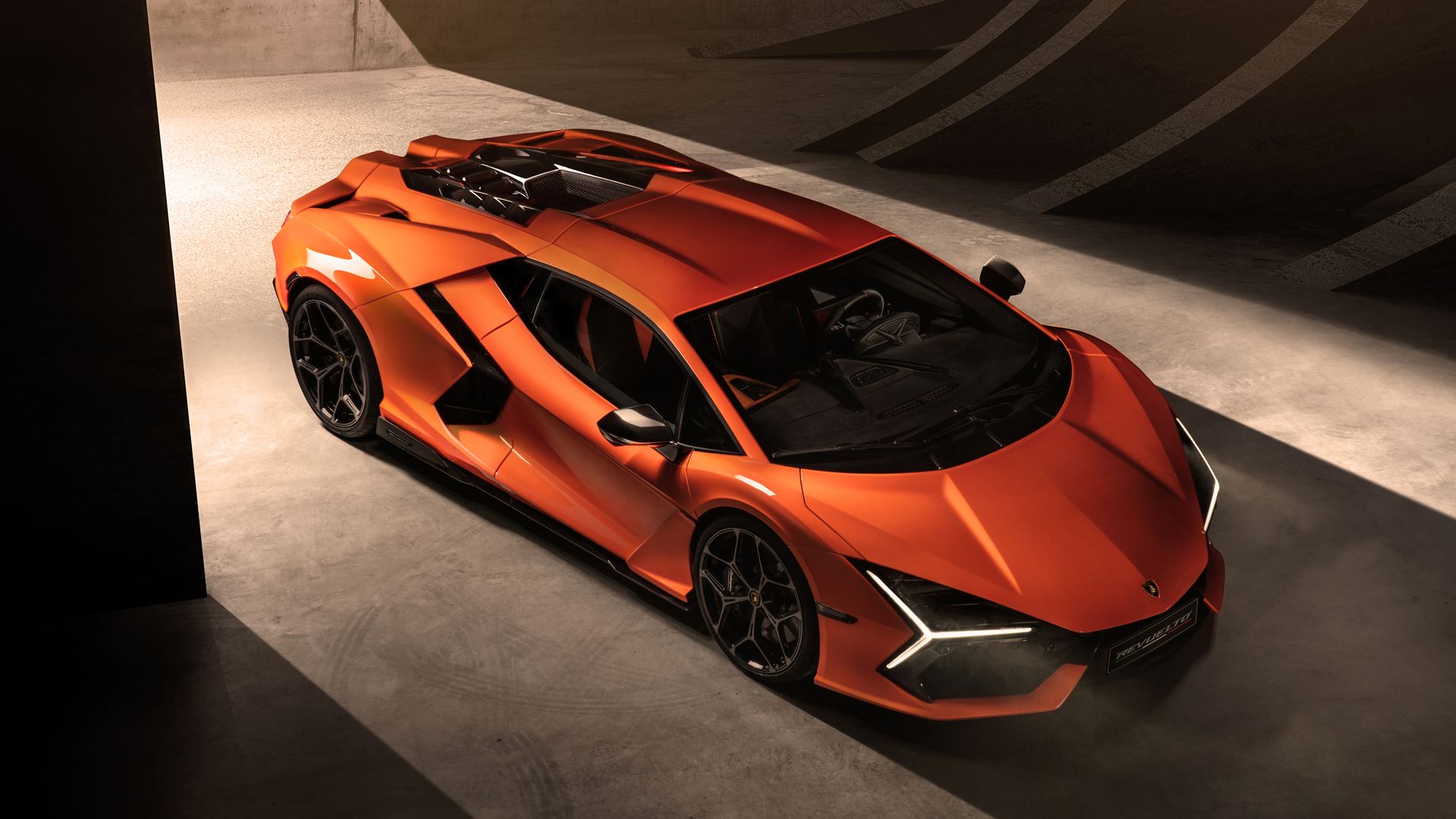 Lamborghini Revuelto   Supersportwagen mit HPEV Antrieb