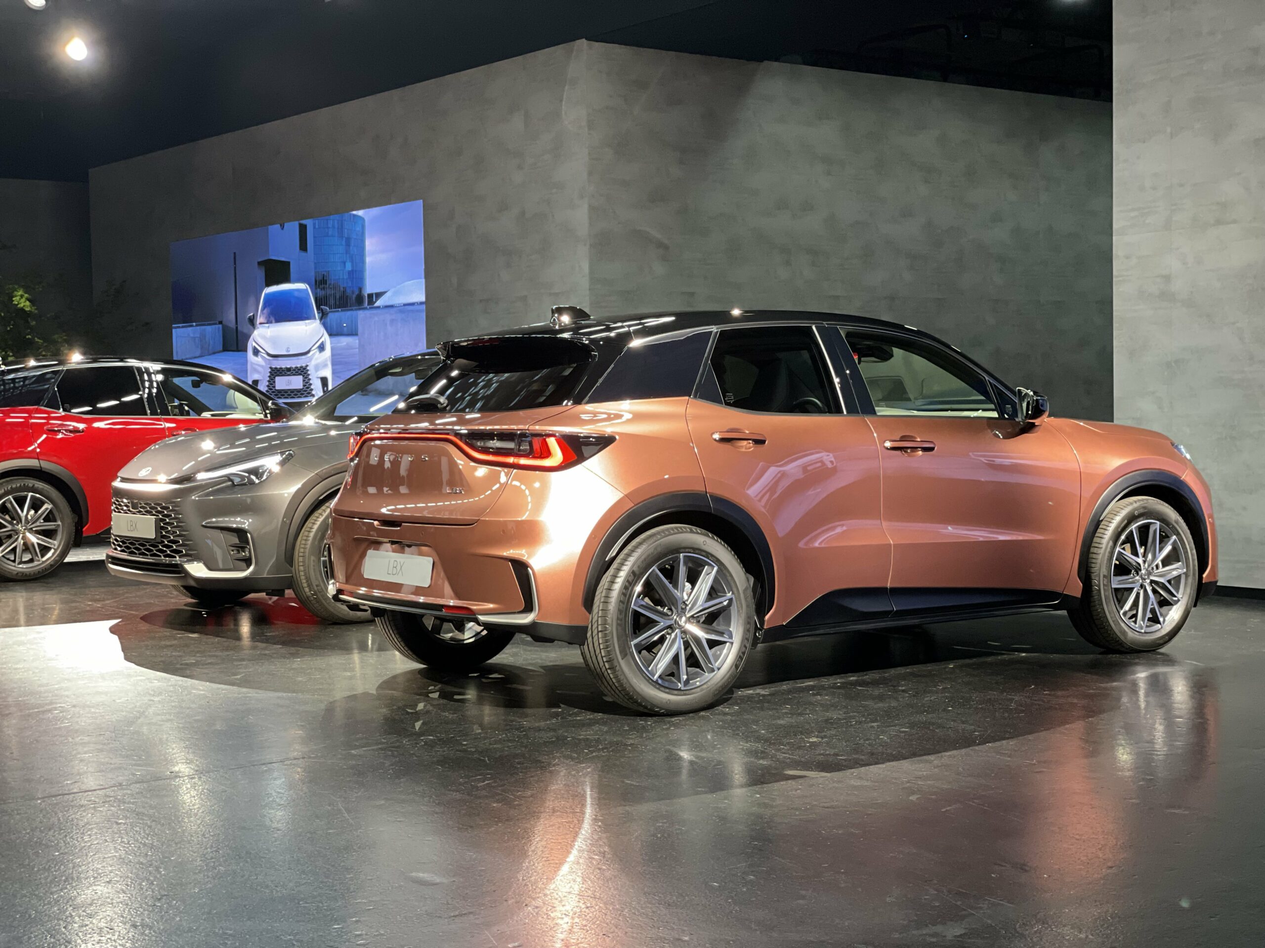 Lexus LBX (2024) - Erstes City-SUV der Toyota-Premium-Marke