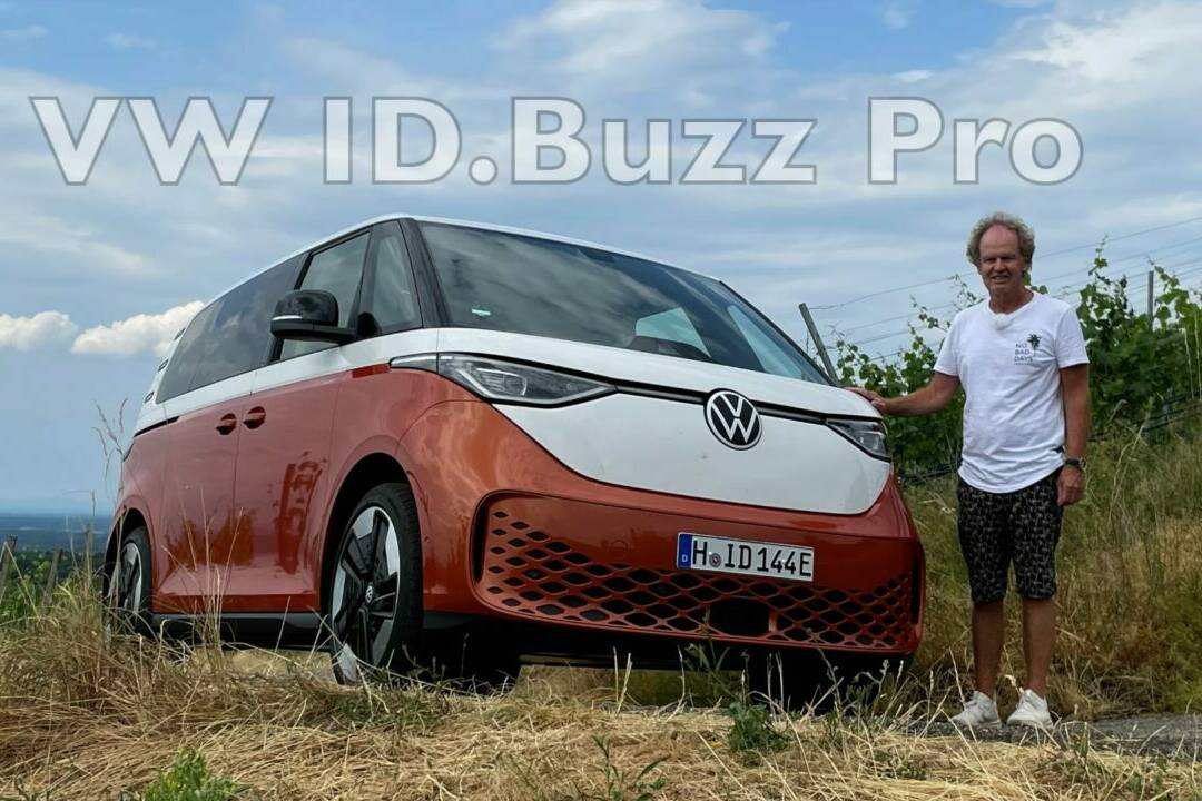 VW ID.Buzz Pro (2023) - Reicht pure Schönheit? - Review