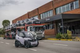 Silence bietet nun auch ein Microcar an 9 Die ersten Silence S04 verlassen die neue Fabrik in Barcelona.