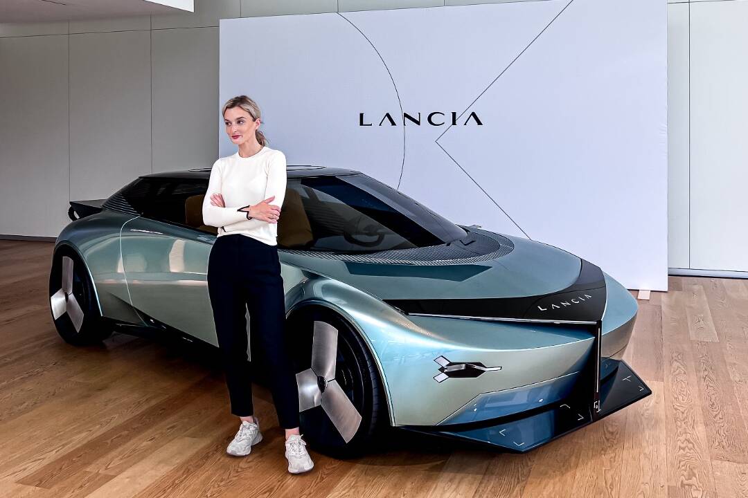 Lancia Pu+Ra HPE Concept (2023) - LANCIA is back, Ypsilon ...