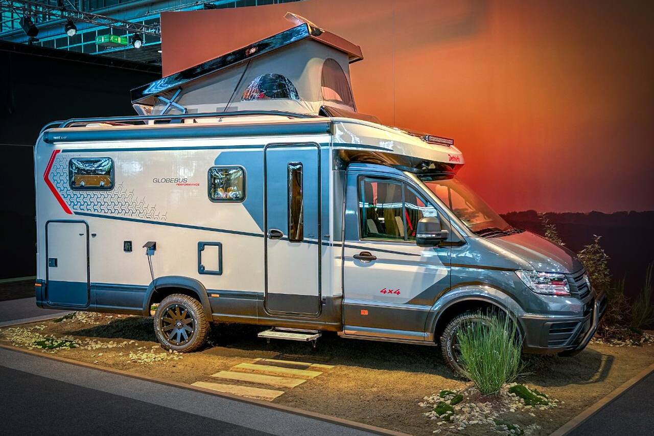Dethleffs Globebus Performance 4x4 mit Aufstelldach