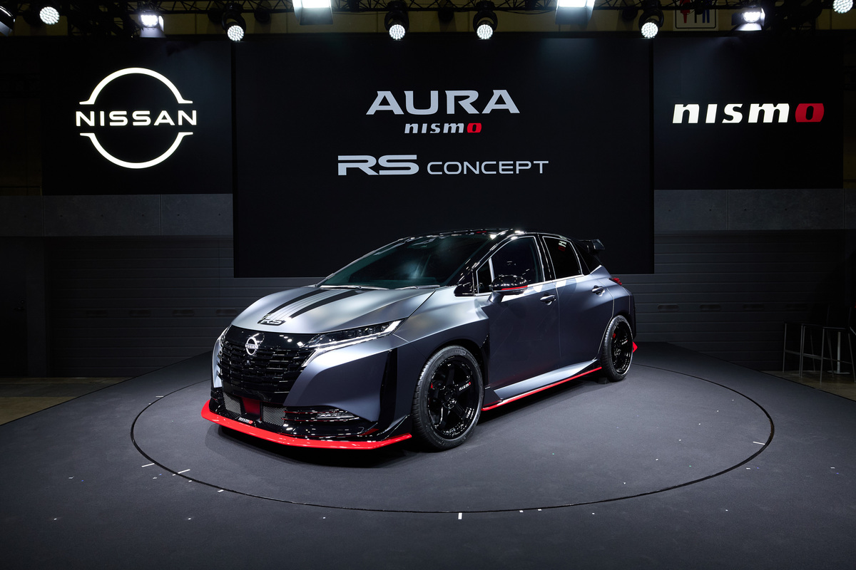 Dieser Nissan ist so breit, dass VW nervös werden sollte 8 Aura Nismo RS Conc