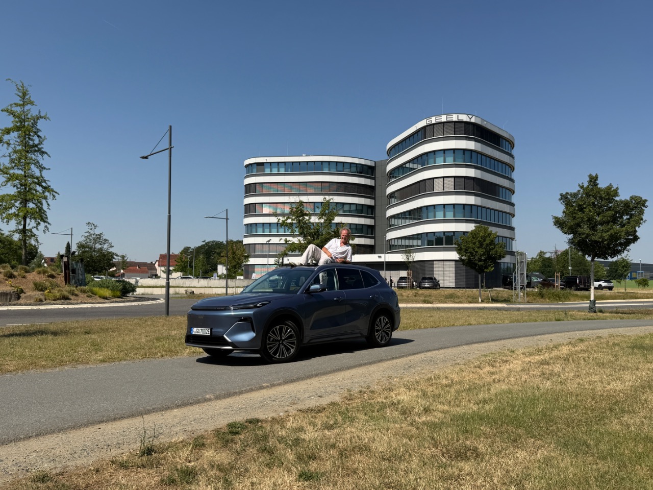China-Riese Geely startet in Deutschland mit zwei attraktiven Produkten 1 der-Autotester